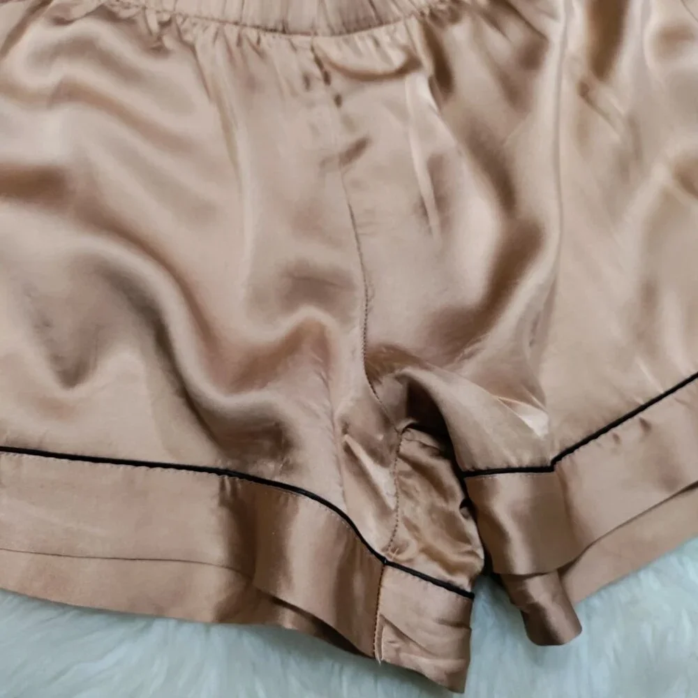 Intimissimi Soft Satin Piping Trim Short Sleeve Shirt & Shorts Pajama Set Size L - Picture 10 of 16